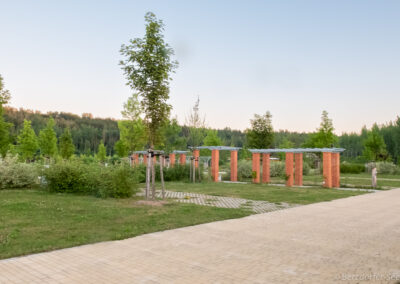 Jedna z dróg łączących, kemping przy Berzdorfer See.